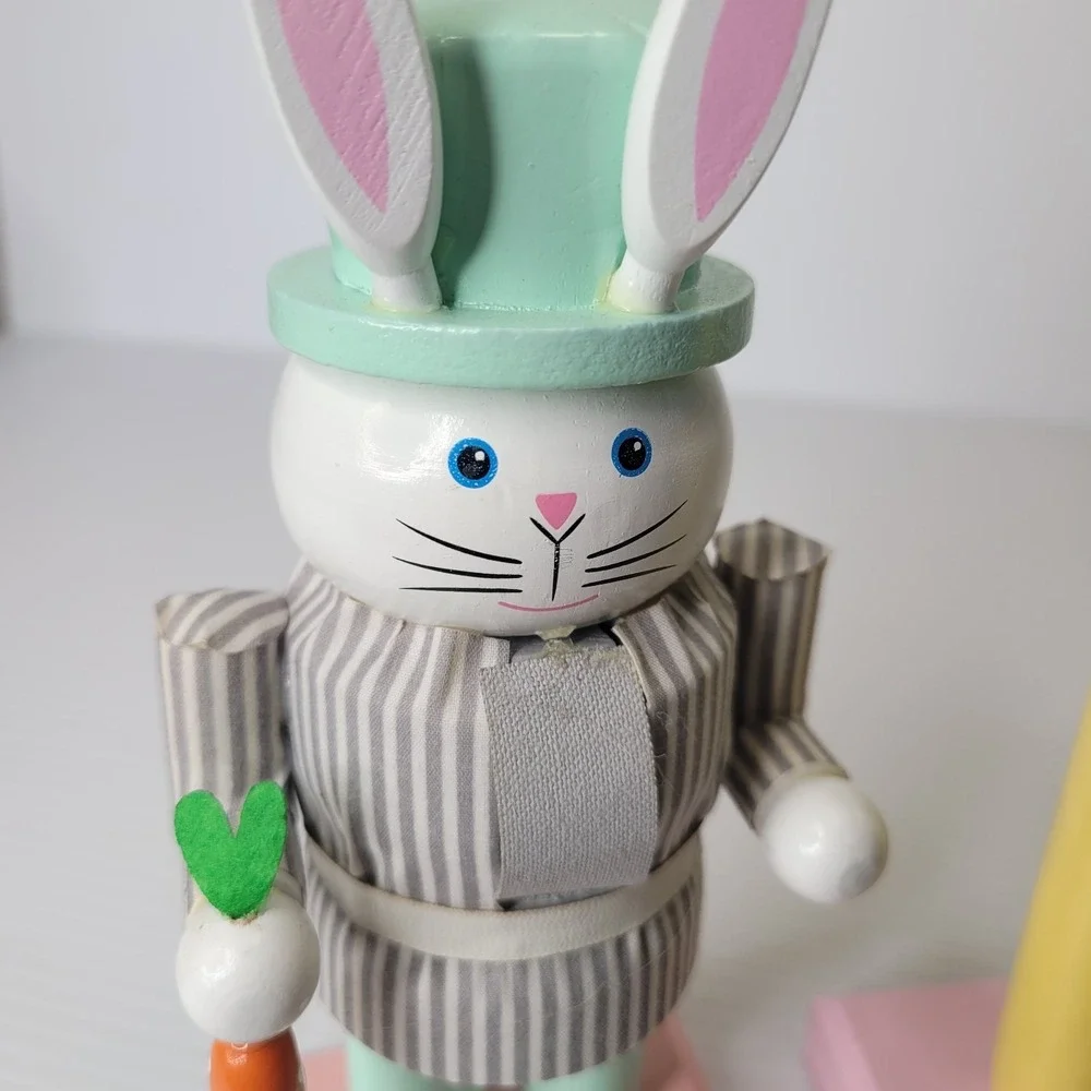2 Easter Bunny Nutcrackers 8